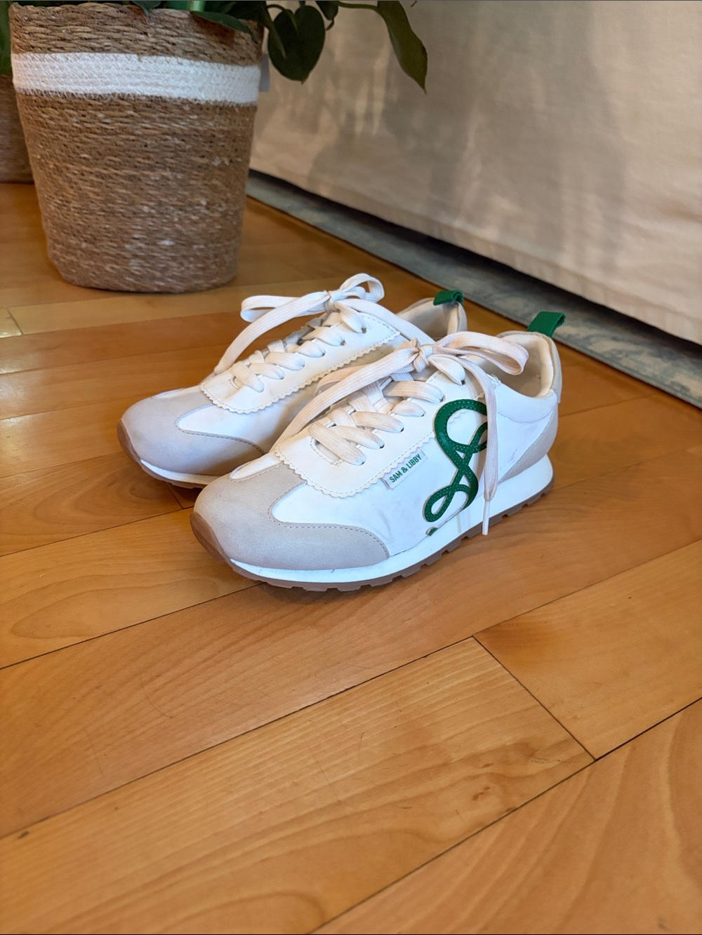 Kids White and Green Athletic Sneakers - Casual Lace-Up